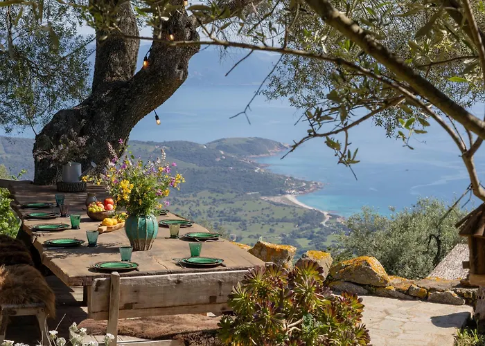 Vakantiehuis Magnifique Bergerie Vue Panoramique Et Montagne Cargèse